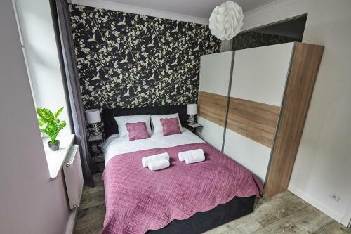 Czerwony Apartament De Lux Dla 4 Os�b Chorz�w Katowice
