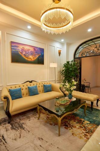 Hotel Topaz Casa Quy Nh?n
