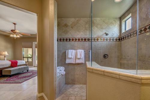 Aurora By Avantstay Stylish Spacious Oasis W Pool, Spa & Bbq