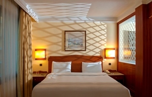 Hotel Radisson Blu Martinez