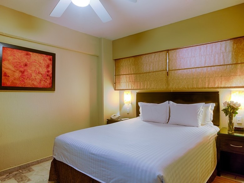 Hotel Barcel� Puerto Vallarta