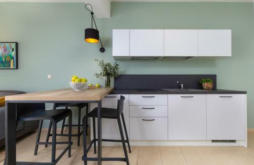 City Center Studio Apartment Nina