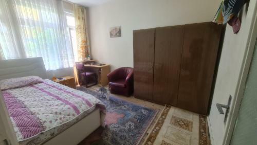 Apartamento Rental Room In Mastan Hostel