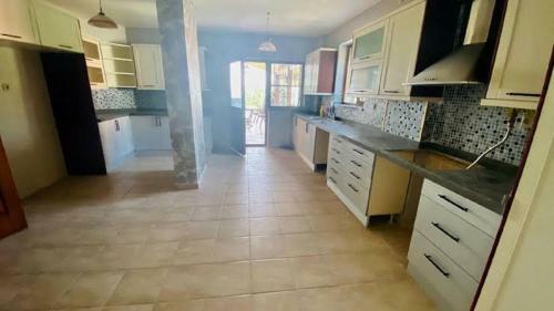 Villa Kum Mahalles? Den?z Manzarali Ev