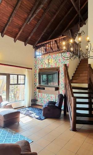 Room In A Private Bird Sanctuary