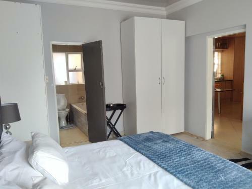 Hostal Menlyn Mews Guesthouse