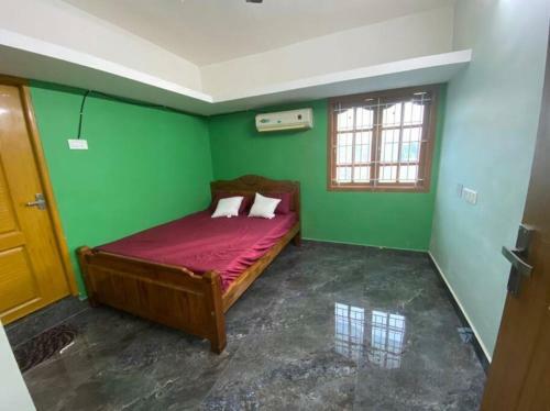 Family Celebration Hall+pool+5bedroom Villa