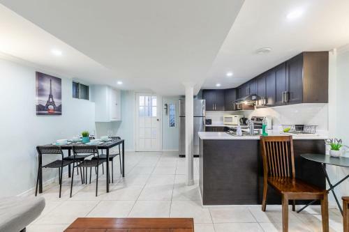 Apartamento 2br Apt With Netflix - Near Trinity Bellwoods Park