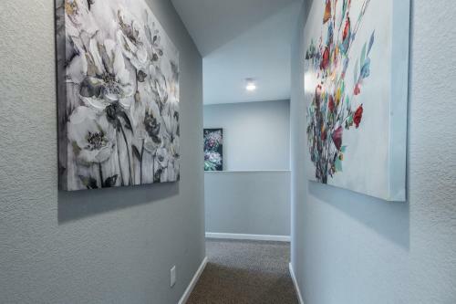 @ Marbella Lane - Cozy Home With Modern Touch