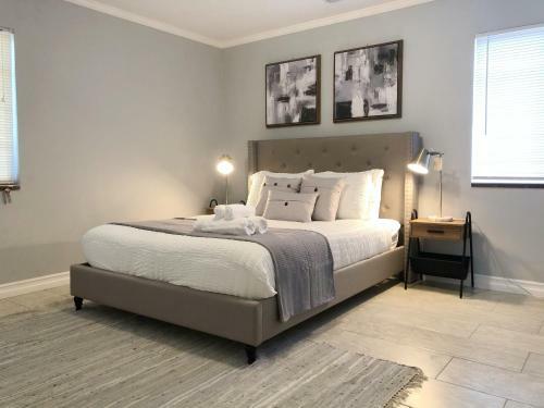@ Marbella Lane - Elegant Home In Sj