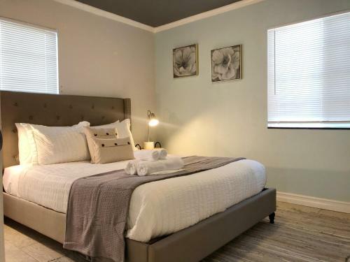 @ Marbella Lane - Elegant Home In Sj