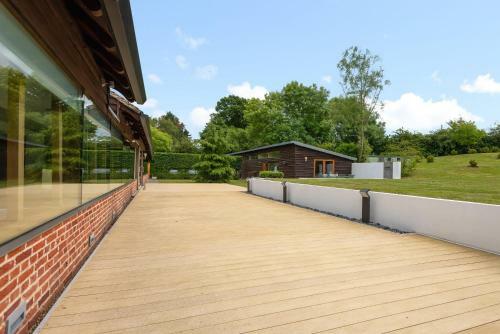 Beautiful Luxury Barn Conversion Rural Canterbury 3 Bed