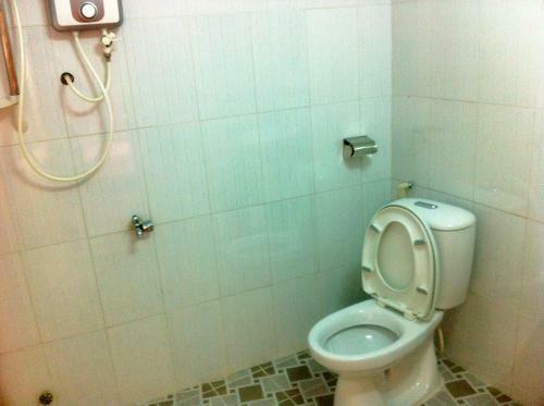 Hostal Ngoc Phu Hotel