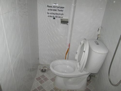 Hostal Ngoc Phu Hotel