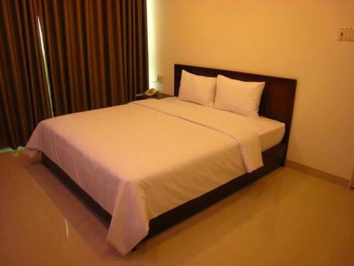 Apogee Hotel