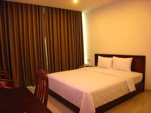 Apogee Hotel