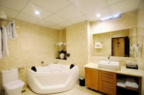 Hoan Thai Hotel