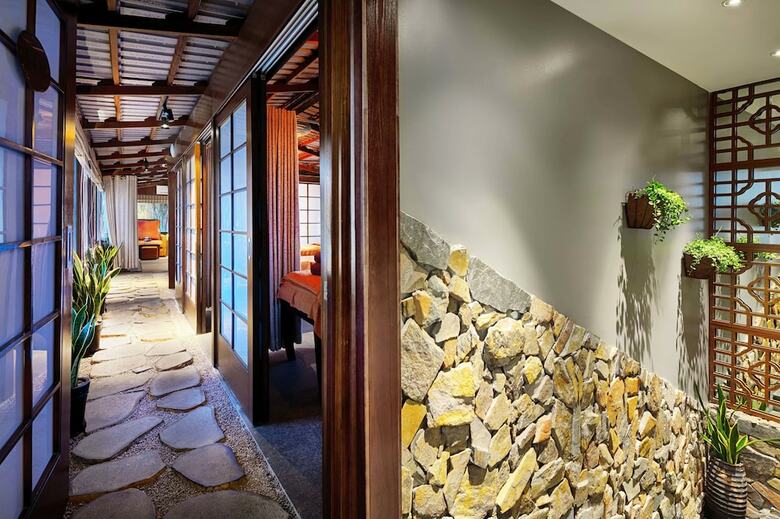 Silverland Sakyo Hotel & Spa