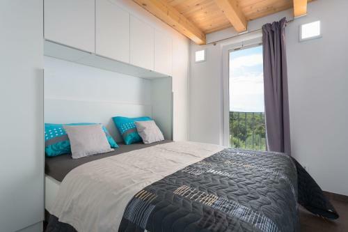 Gallery Apartment In Skrbcici (krk)