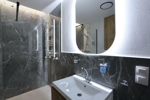 [verdes] - Harvest Exclusive Apartment