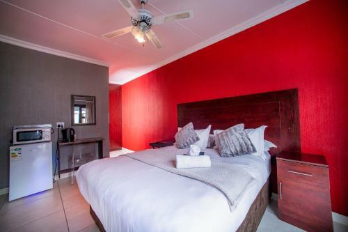 Bed & Breakfast Khayalami Hotel - Standerton