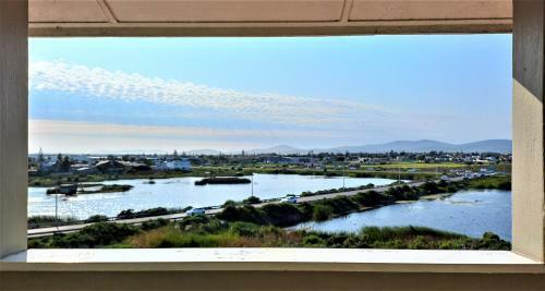 Apartamento Dolphin Beach H203 Table Mountain Views