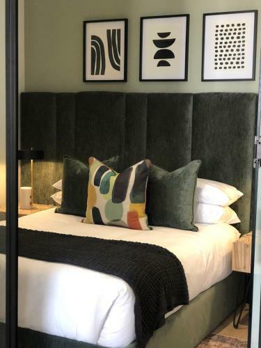 Ellipse Executive Apartment - Green