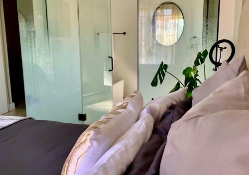 Tintswalo Nests Private Room B&B