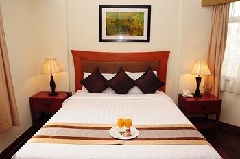 Aparthotel Riverside Serviced Apartments