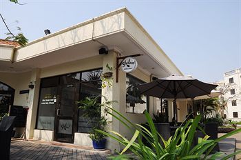 Aparthotel Riverside Serviced Apartments