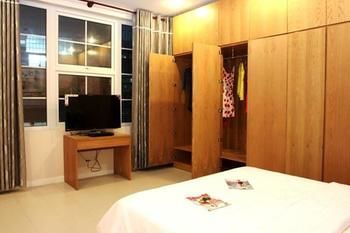 Had Apartment - Nguyen Dinh Chinh