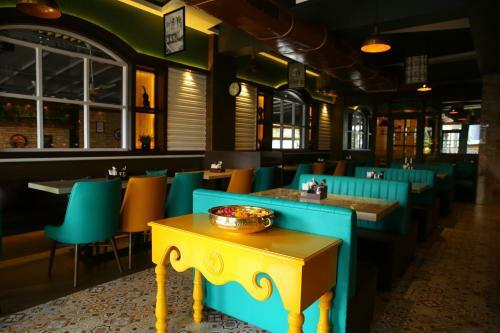 Hotel Majestic Suites