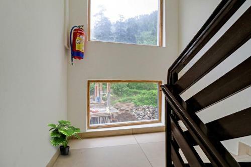 Hotel Capital O 91585 Himalayan Oak