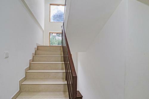 Hotel Capital O 91585 Himalayan Oak