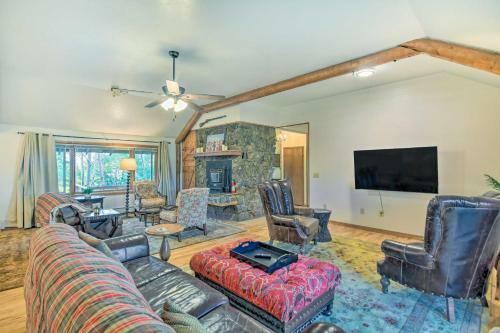 Moose Park Lodge Charming Walden Retreat!