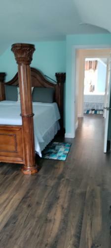 Cheerful And Tranquil Stay With Free Parking