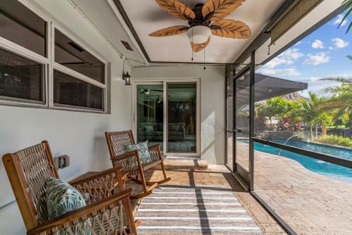 Waterfront - Luxury Villa W Heated Saltwater Pool