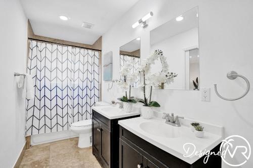 5 Br Newly Renovated With Heated Pool