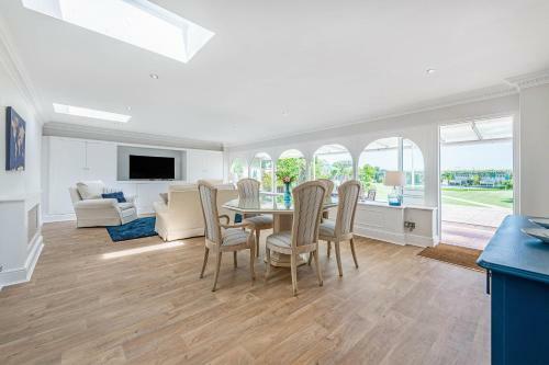 Family Holiday Home, Perfect For A Seaside Break