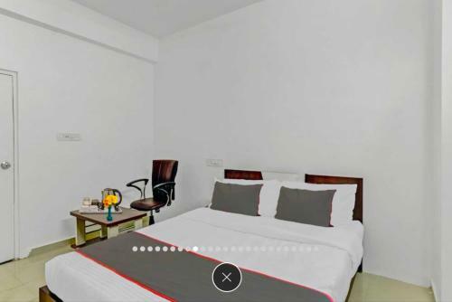 Oyo 92166 Hotel Vijit Palace