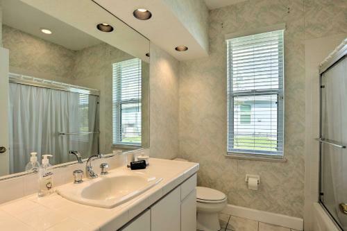 Port St Lucie Escape With Entertainment Room!