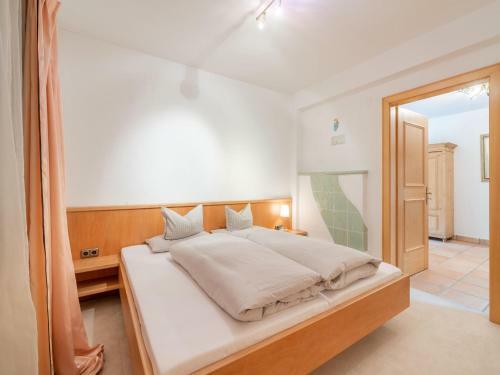 Tasteful Holiday Home In Maurach Am Achensee