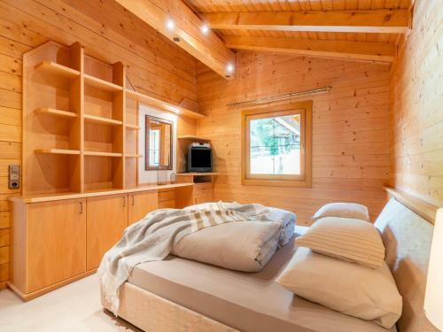 Tasteful Holiday Home In Maurach Am Achensee