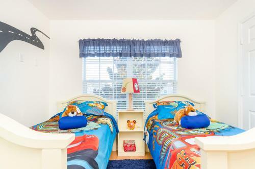 Disney World Vacation.. Luxury 6 Br/4 Ba 5 Star Villa