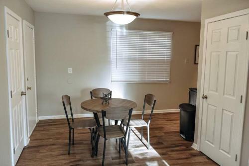Apartamento Comfortable 2 Bedroom Apt Near Downtown Atlanta