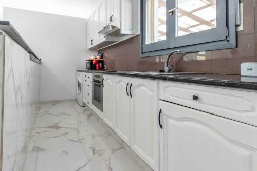 Casa Arnau Casa Con Extenso Jard�n Y Piscina