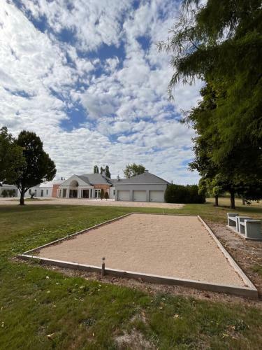 Villa Domaine Le Ch�ry