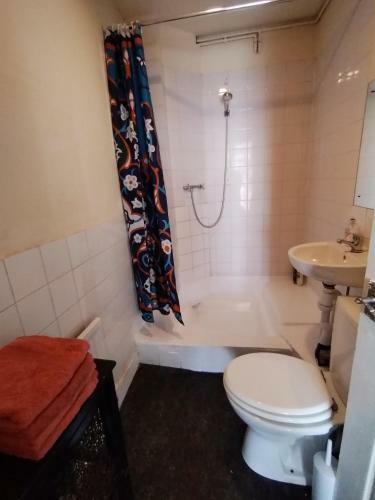 Apartamento Sea View Studio Flat With Balcony, Parking