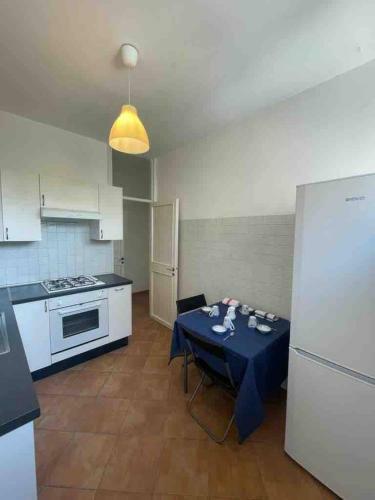 Apartamento Ampio Appartamento Con Terrazza A Marina Di Massa