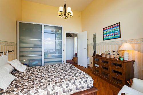 Amore Rentals - Villa The Stone On The Sea